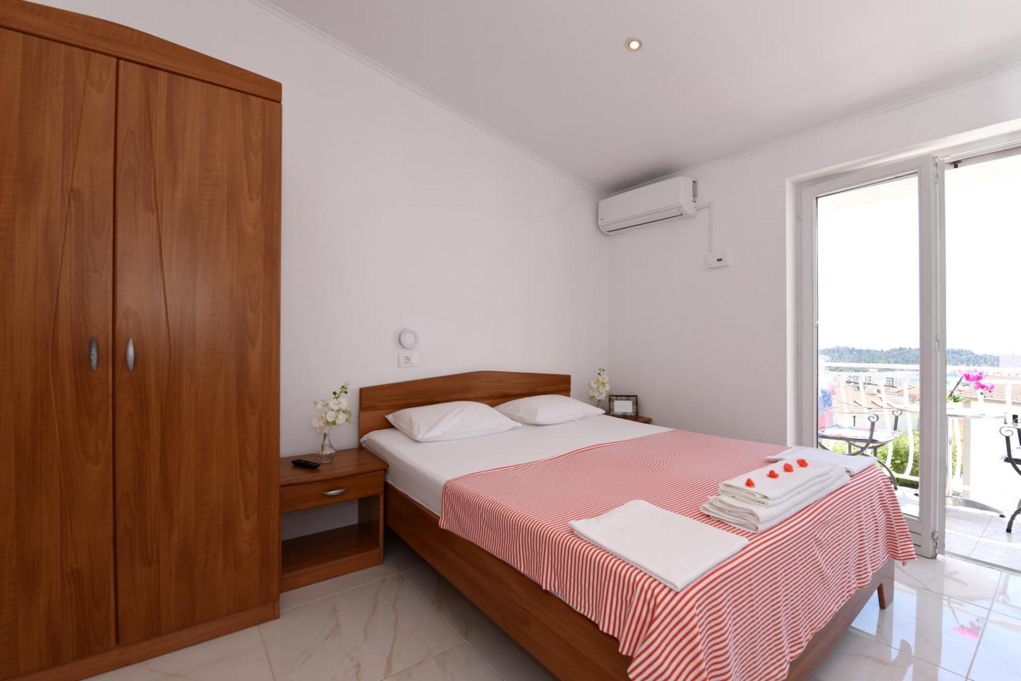 Makarska Sea View Rooms Rum bild